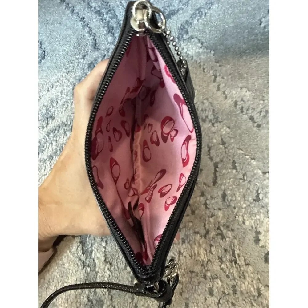 Coach Poppy Black Patent Leather Small Wristlet Wallet Bag 461479 Classic